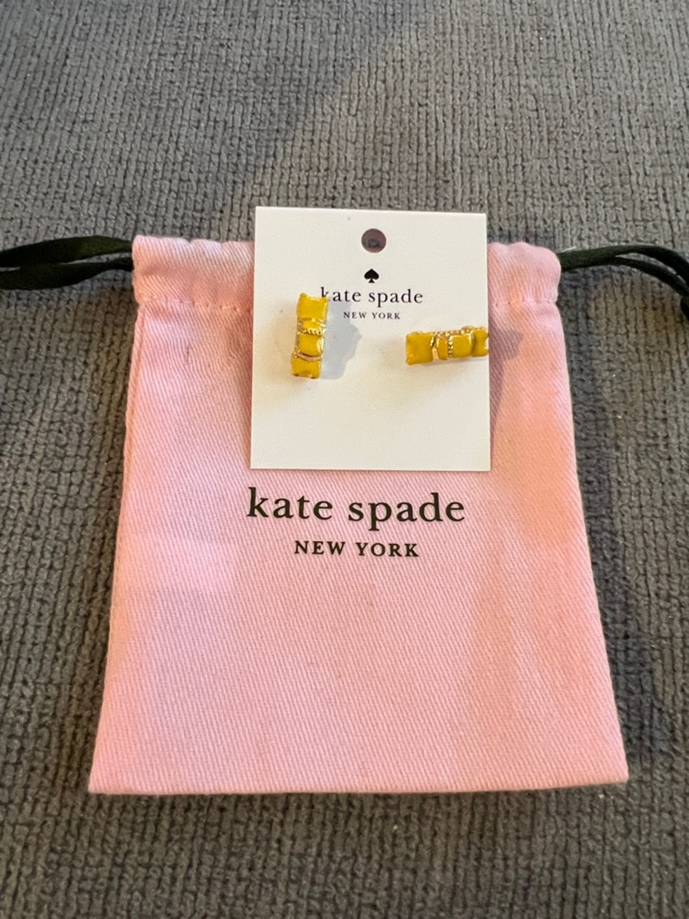 NWT Kate spade taxi studs 🚕
